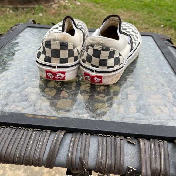 Black and white vans - Picture 12 of 13